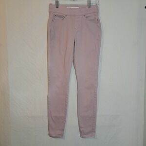Levis Signature Gold Totally Shaping Pull On Skinny Jeans Size 2L Pink Mid Rise